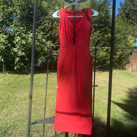 MISSGUIDED Elegant Deep Coral colored bandage Sleeveless Dress Size X-Small - Picture 2 of 10